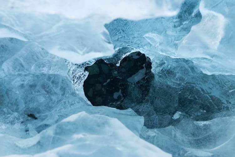 scuba diving under ice