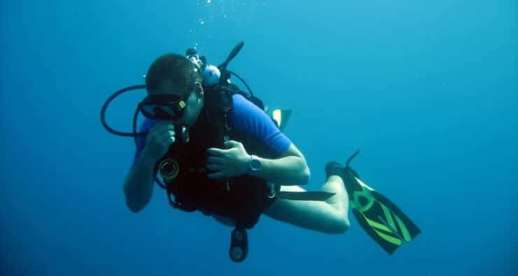 cannot breath through nose when diving