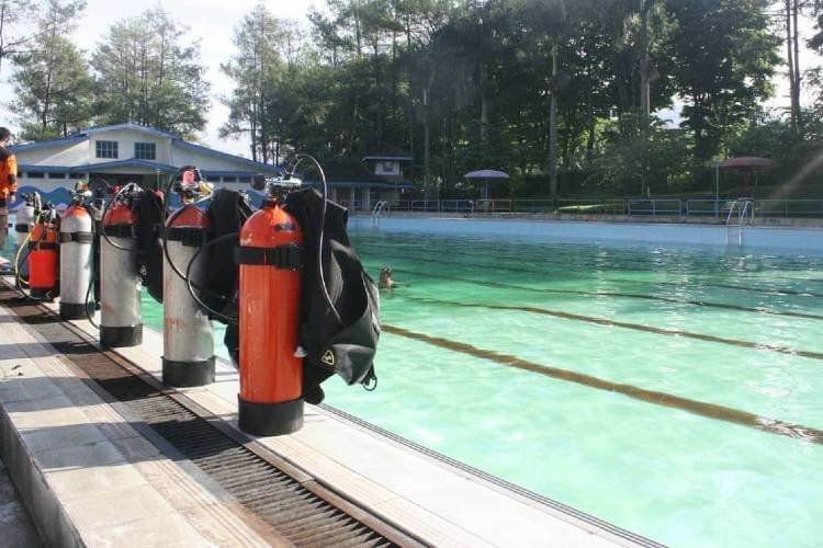 disinfect scuba gear