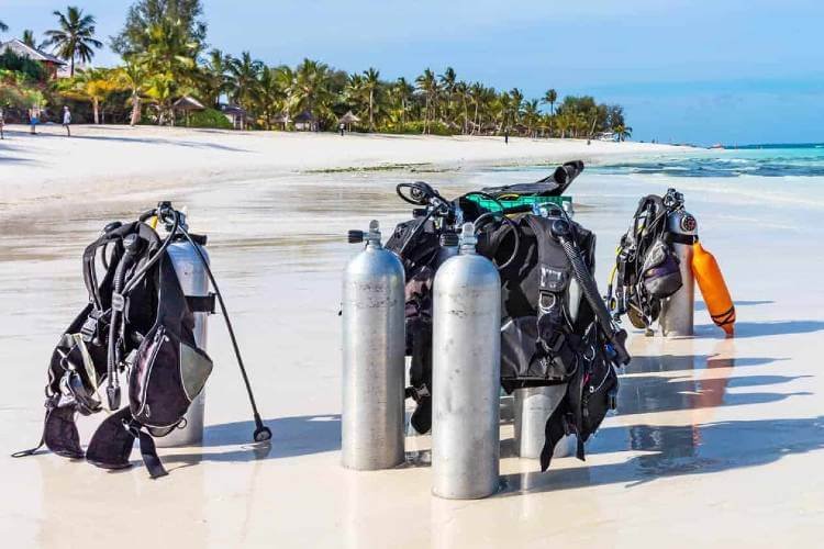 scuba bcds for travel