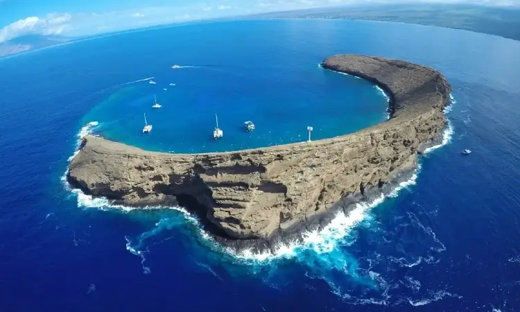 molokini crater maui