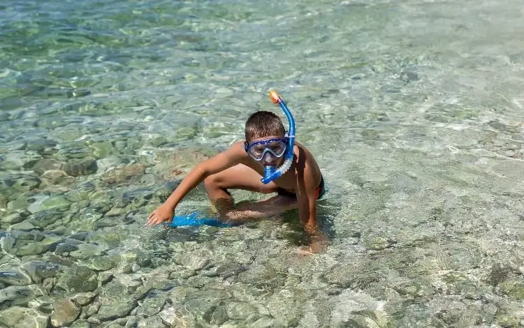 age for kids to snorkel