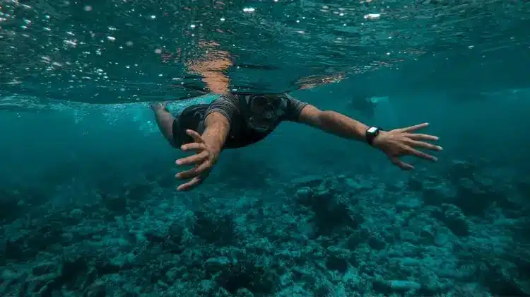 drift snorkeling risks