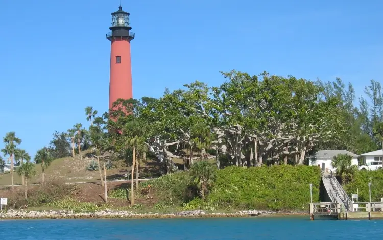 lighthouse in jupiter, florida